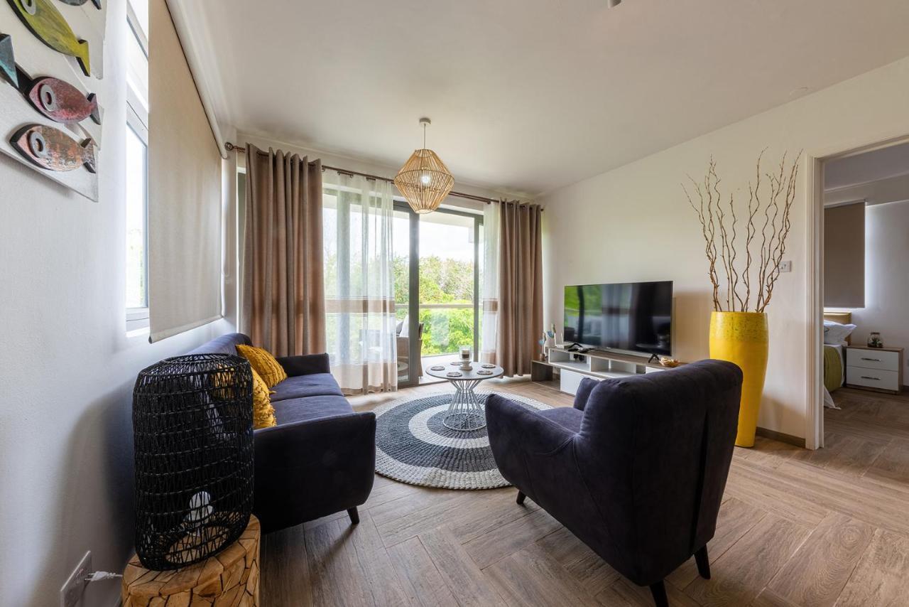 373 Wolmar Cosy And Modern Apartment- 200 Metres From The Beach And Supermarkets And Just Next To Domaine De Wolmar With Views Of Deers And Green Natural Park Flic-en-Flacq 外观 照片